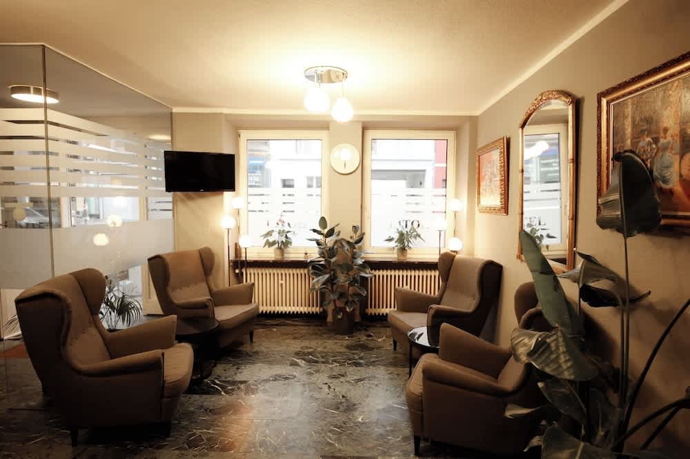 Hotel Paris 2