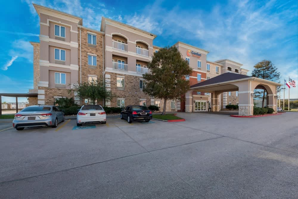 Comfort Suites Corpus Christi Central 1