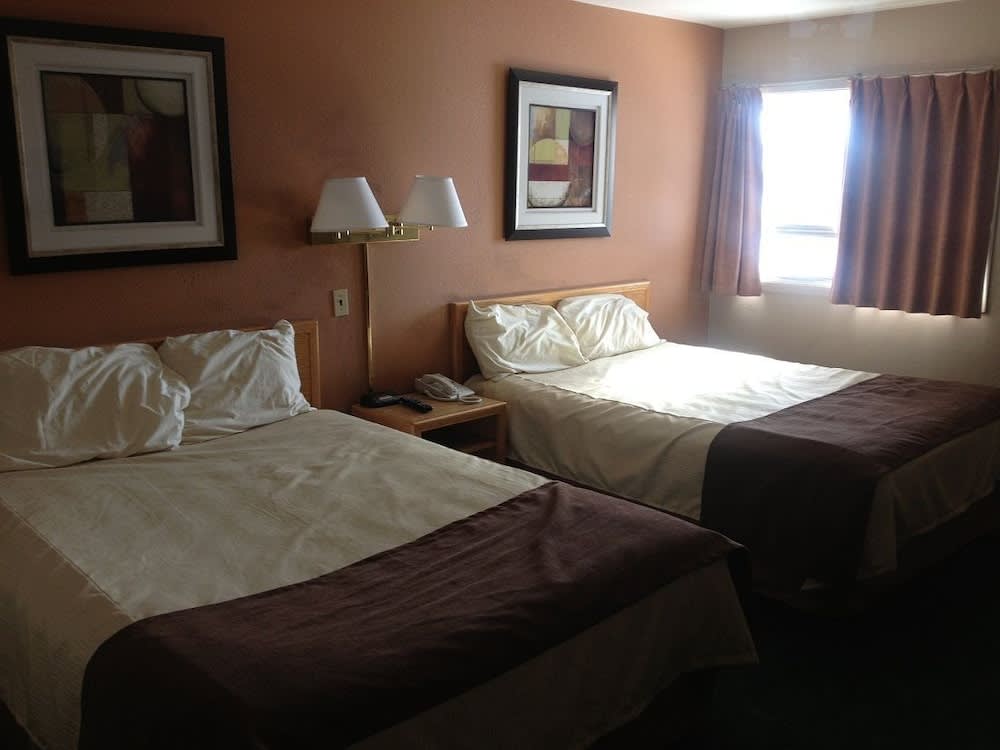 Keystone Motor Inn, a Travelodge by Wyndham 1