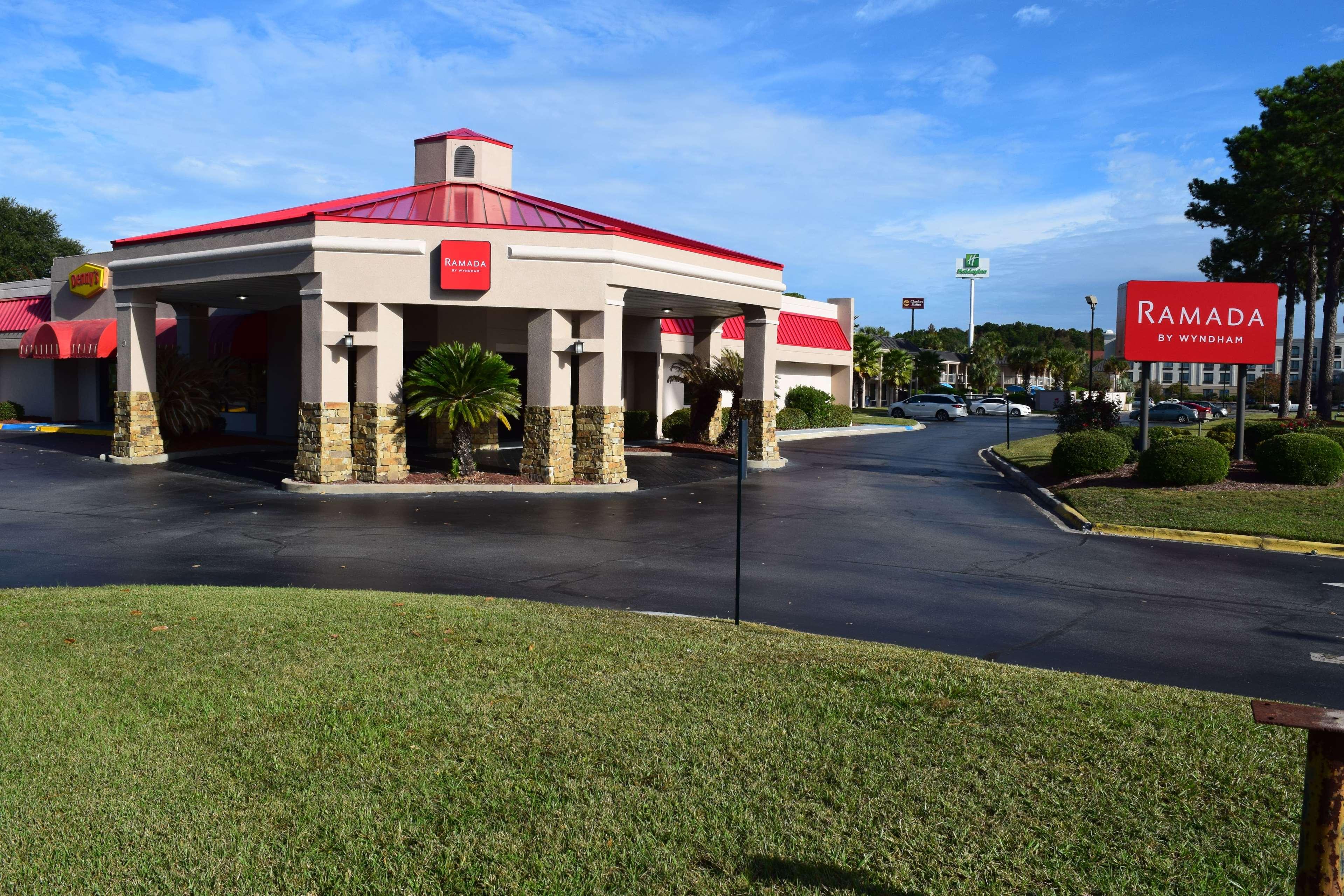 Ramada by Wyndham Savannah Gateway 2