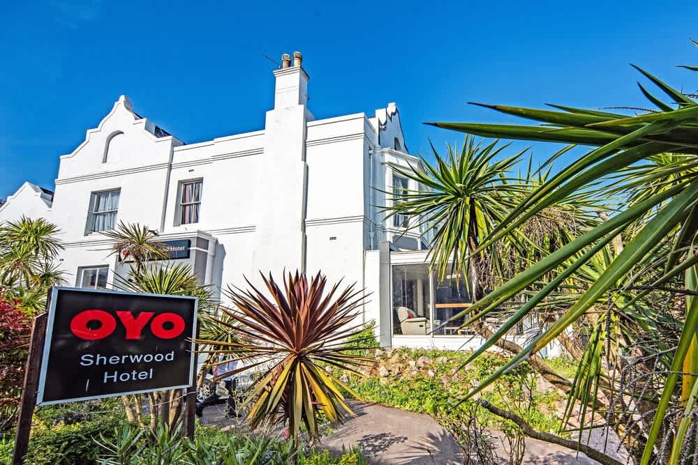 The Sherwood Palm Hotel, Torquay Beach 1