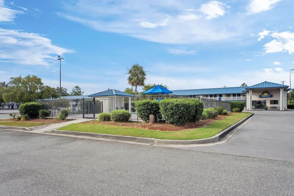 Days Inn by Wyndham Valdosta I-75 1