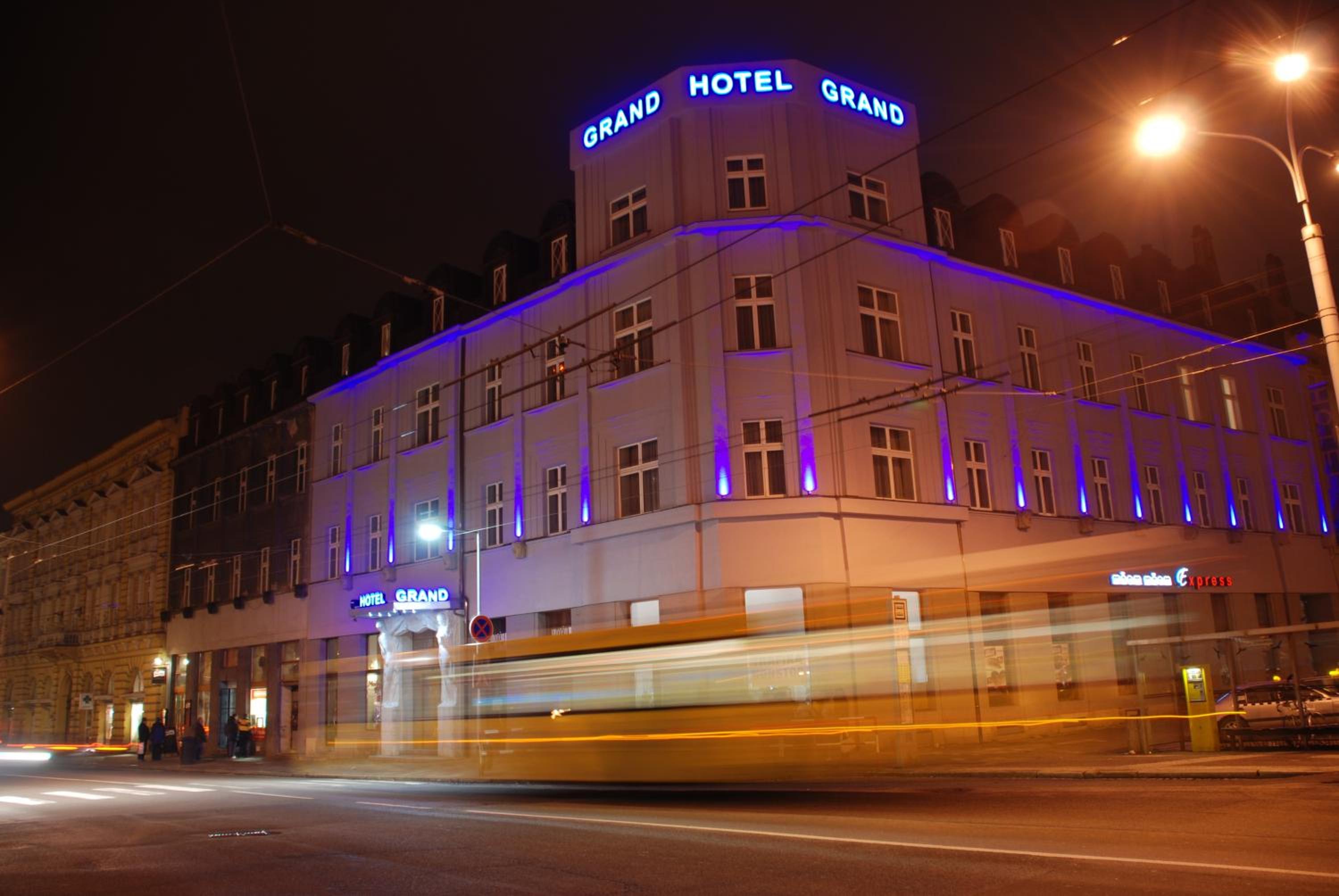 Hotel Grand 1