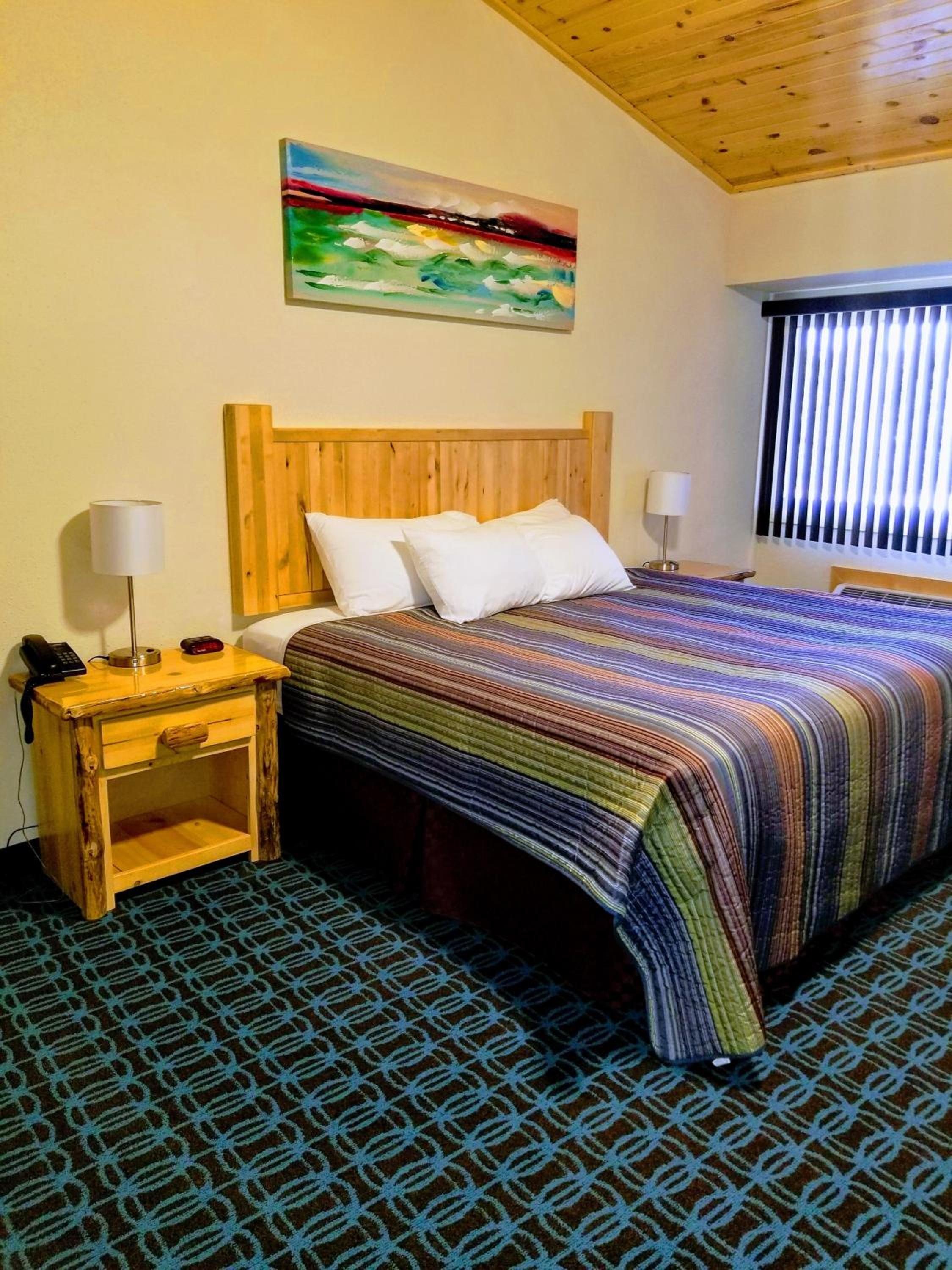 Round Barn Lodge 1