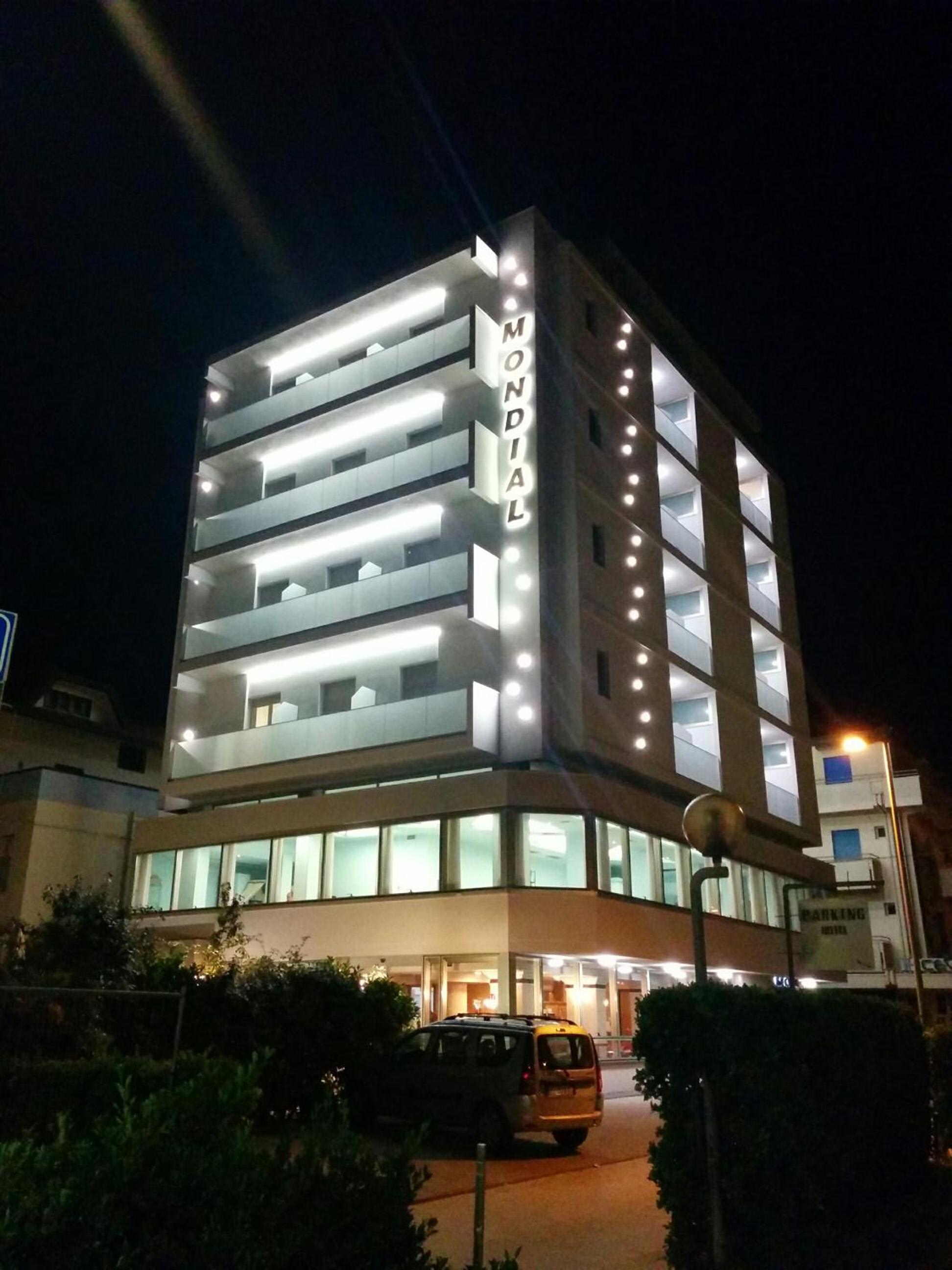 Hotel Mondial 2