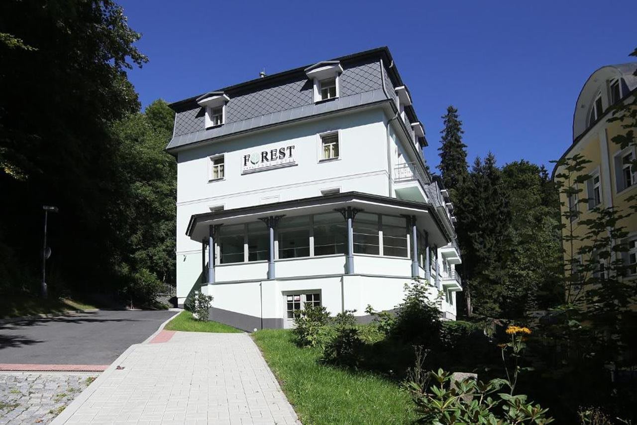 Parkhotel Forest 2