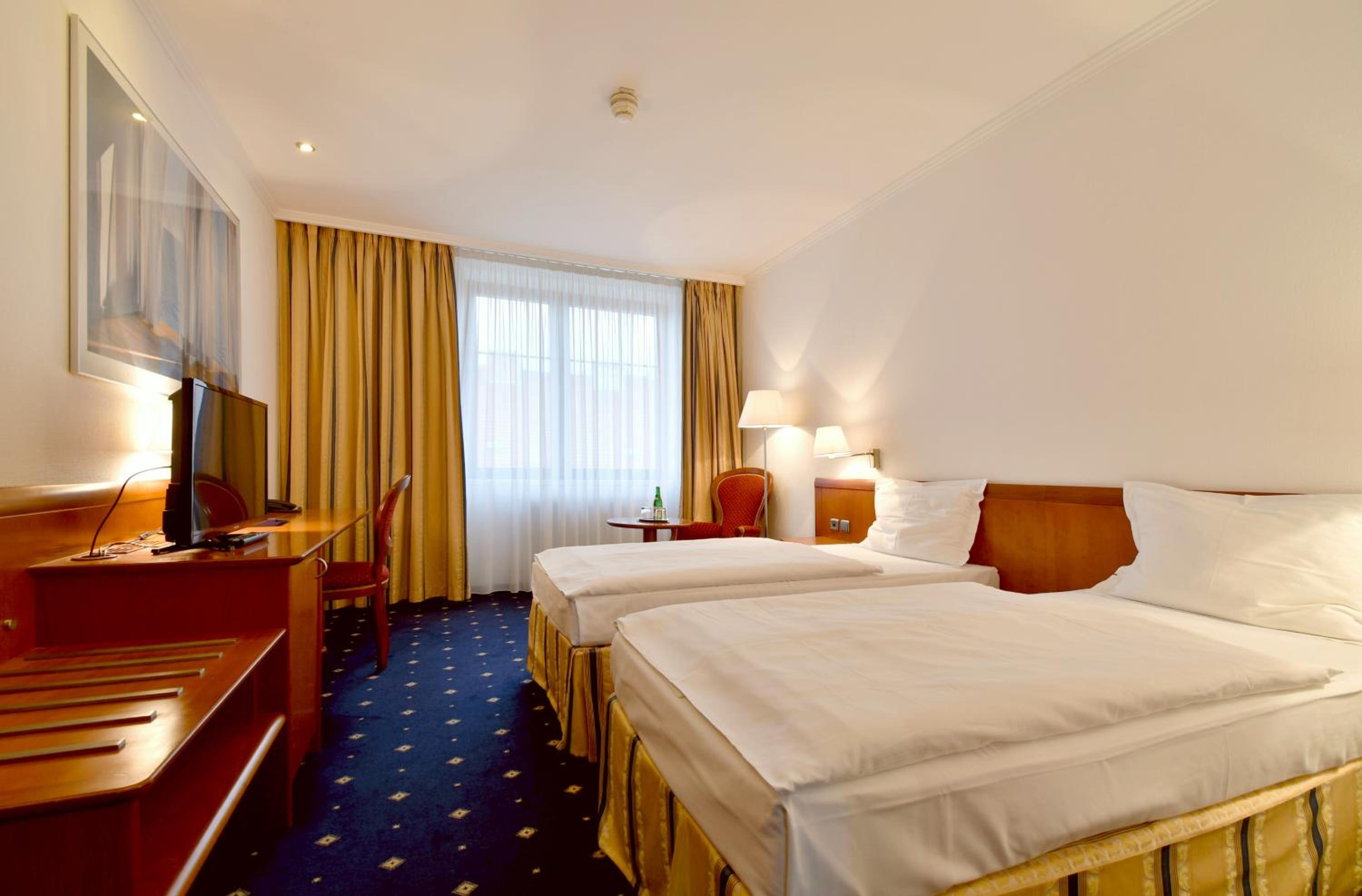 Hotel Coronet 2