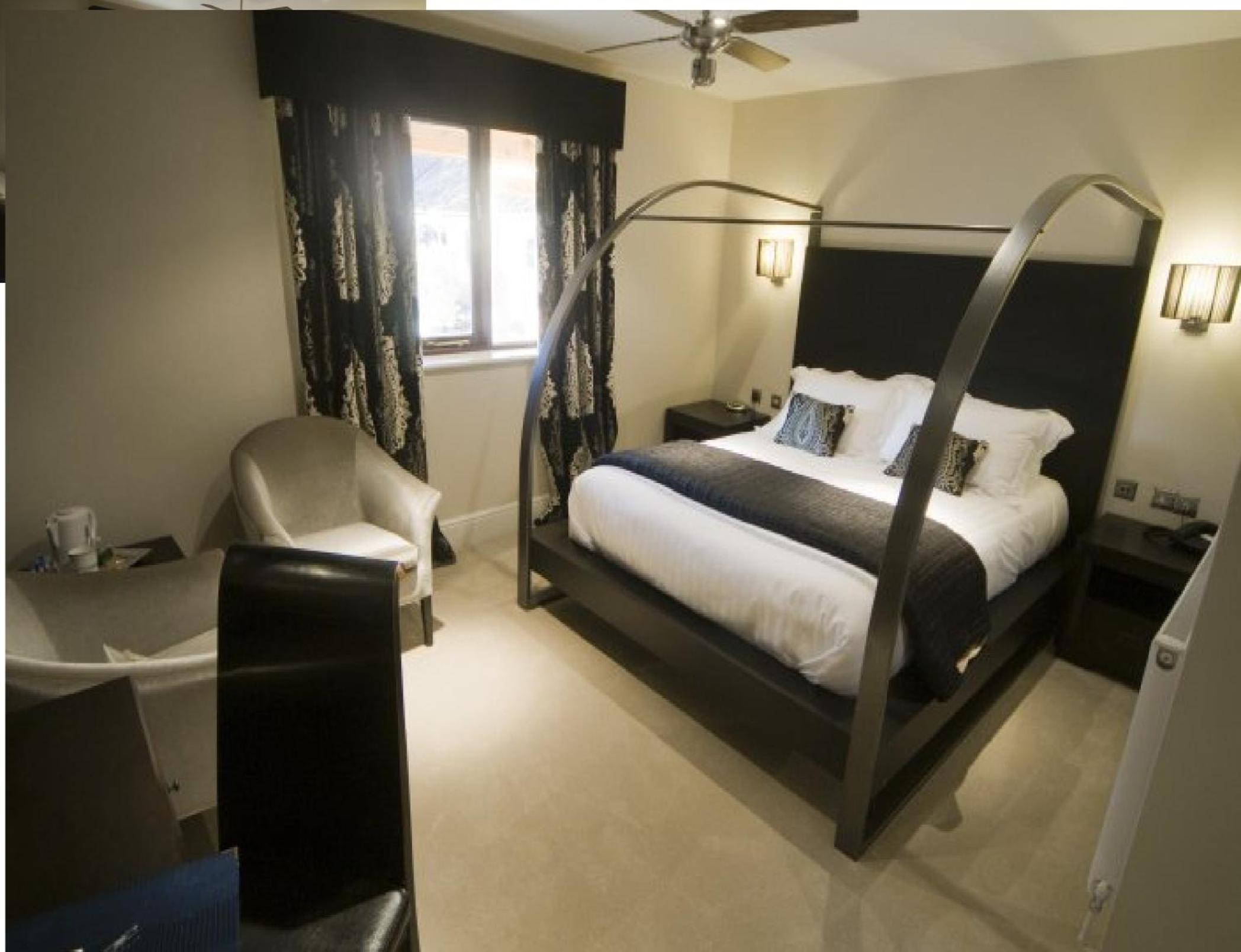 Hall Farm Hotel And Restaurant 1