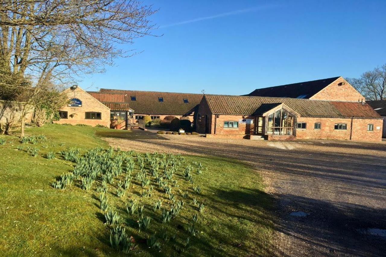 Hall Farm Hotel And Restaurant 2