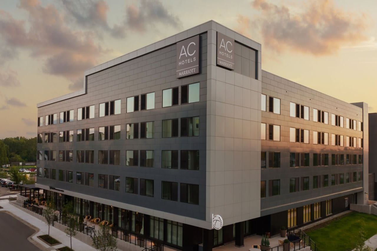 AC Hotel by Marriott Lansing University Area 2