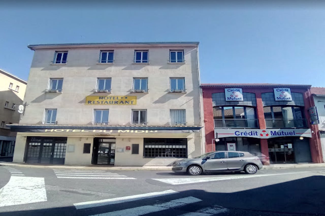 Hotel Le Midi Clermont-Cournon 2