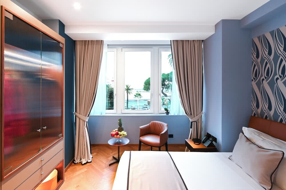 Hotel Astoria 2