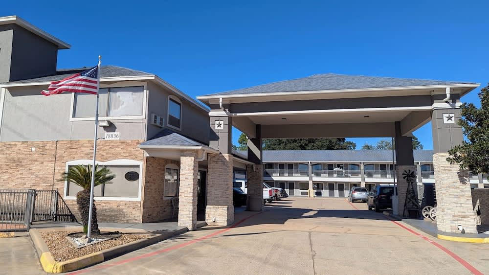 Platinum Inn 1