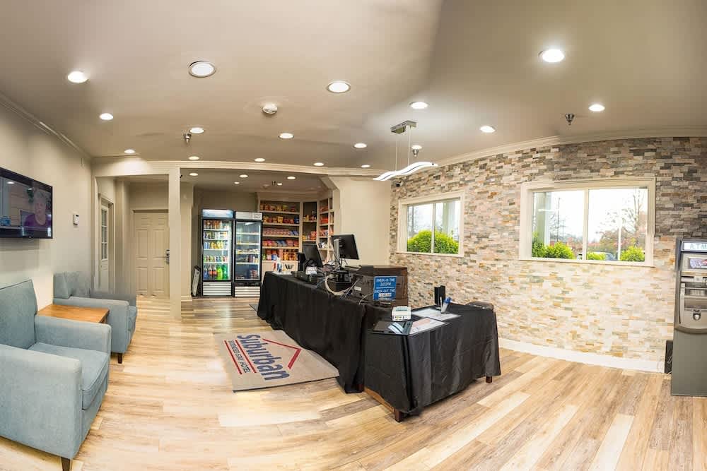 Suburban Studios Charlotte - Ballantyne 2