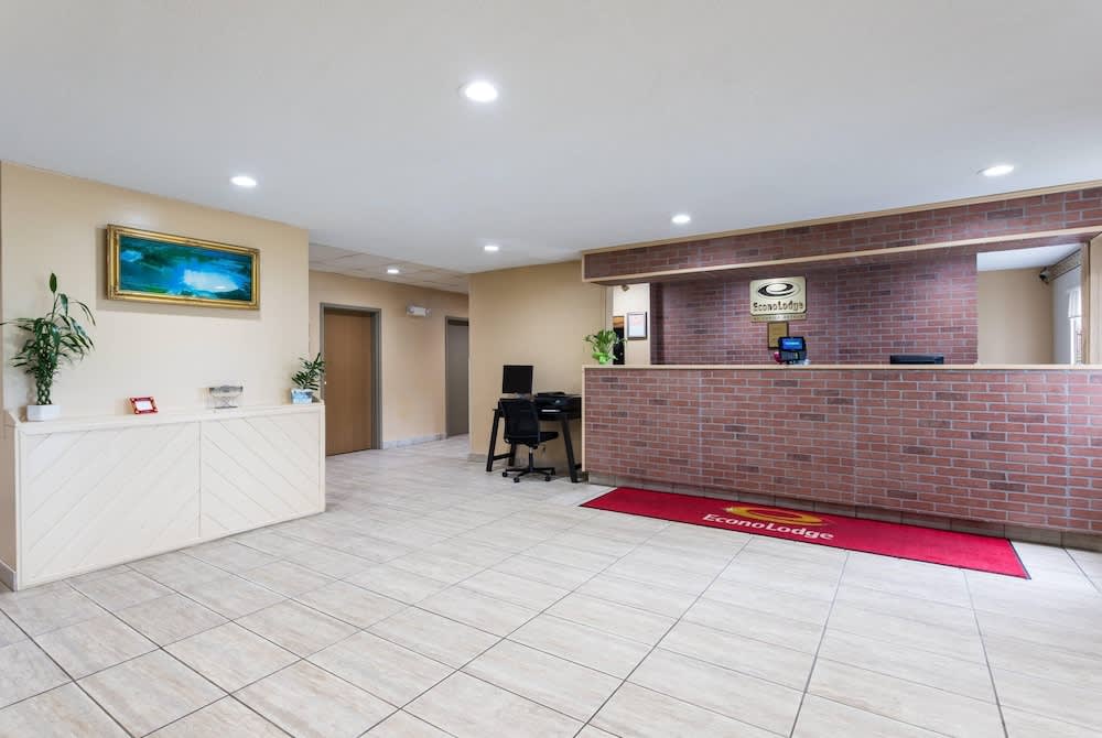 Econo Lodge Painted Post - Corning 2