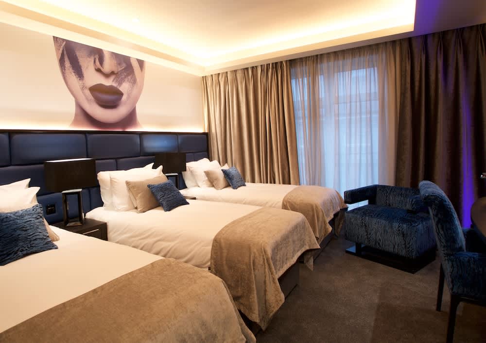 The Residence Hotel 1