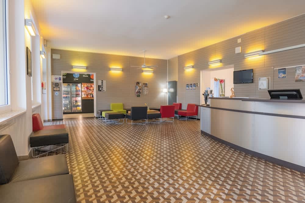 Locarno Youth Hostel 2