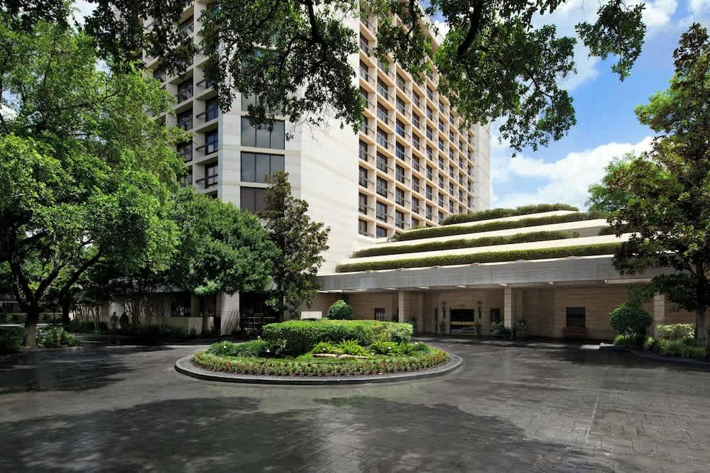Houston Grand Hotel - River Oaks 1