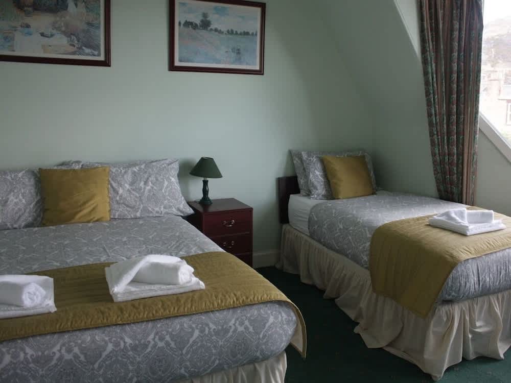 Airdenair Guest House 2