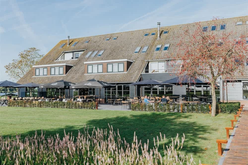 Hotel Sportsbar & Brasserie Dorhout Mees 1
