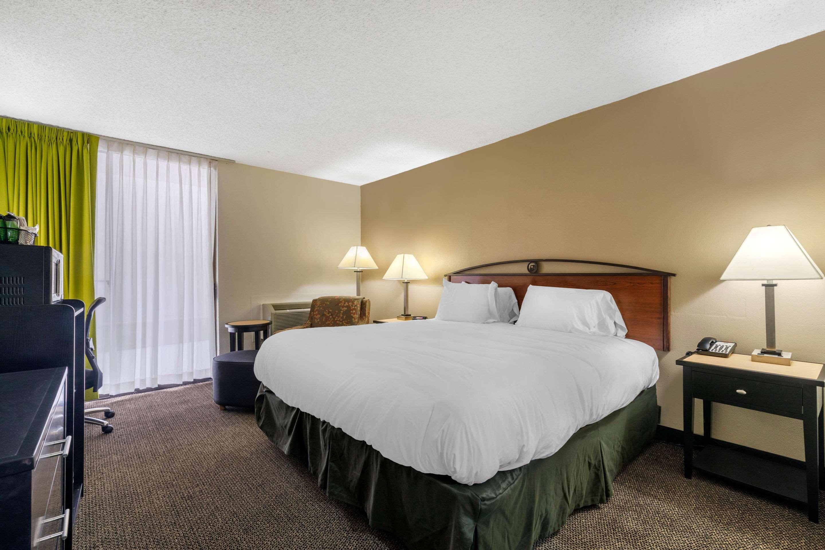 Quality Inn Tyler - Lindale 2