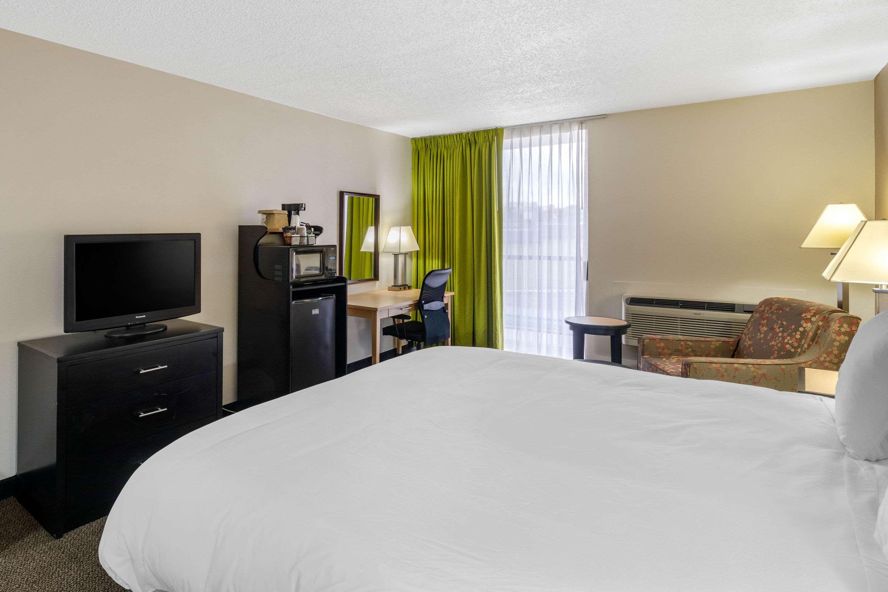 Quality Inn Tyler - Lindale 1