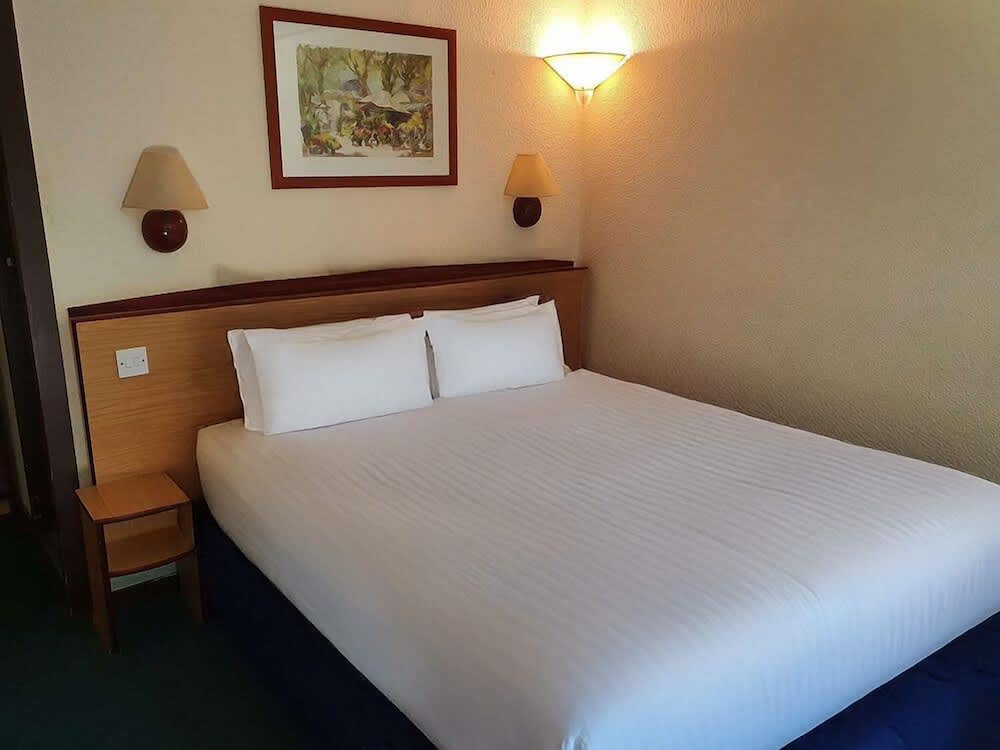 The Crossway Hotel, Coventry South, Part of the AG Collection 2