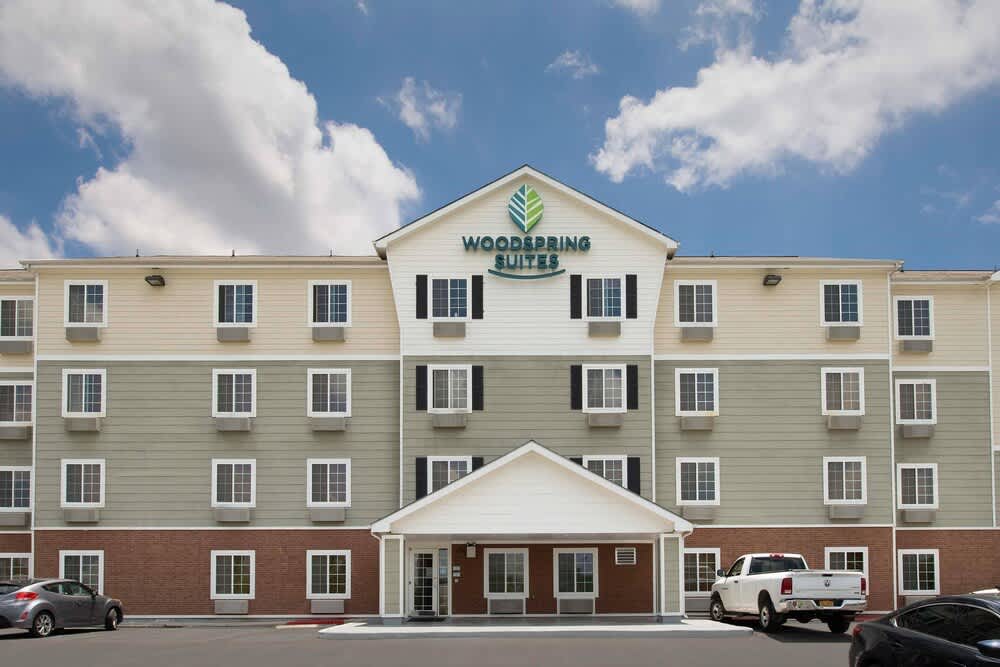 WoodSpring Suites San Antonio North Live Oak I-35 1