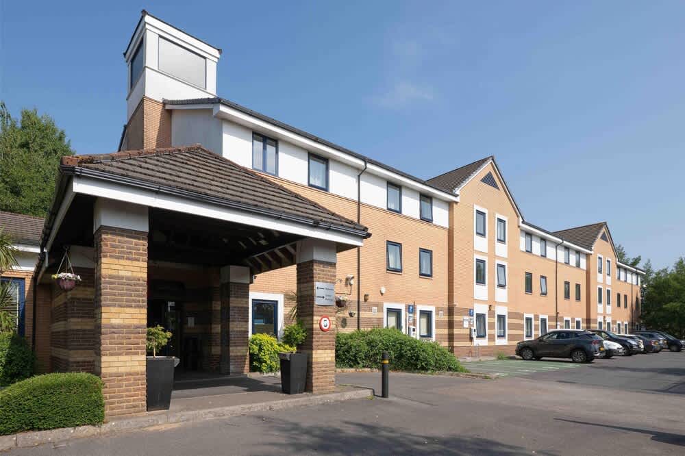Premier INN Cardiff City Centre-stadium 1