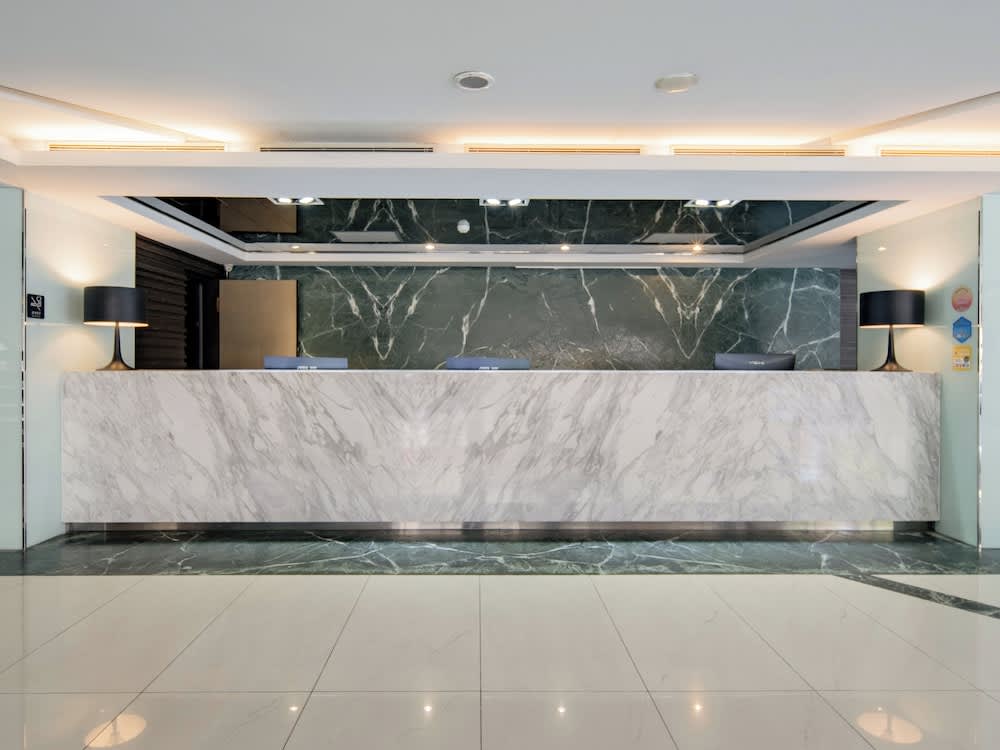 CHECK inn SELECT Hualien LinSen 2