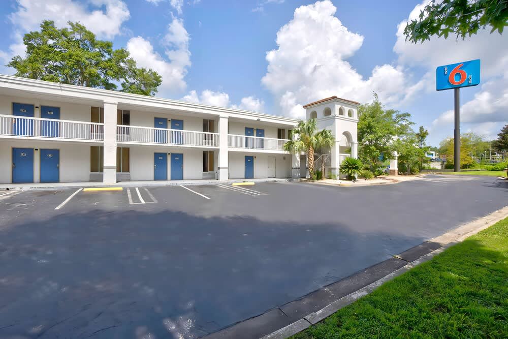 Motel 6-Gainesville, FL 1