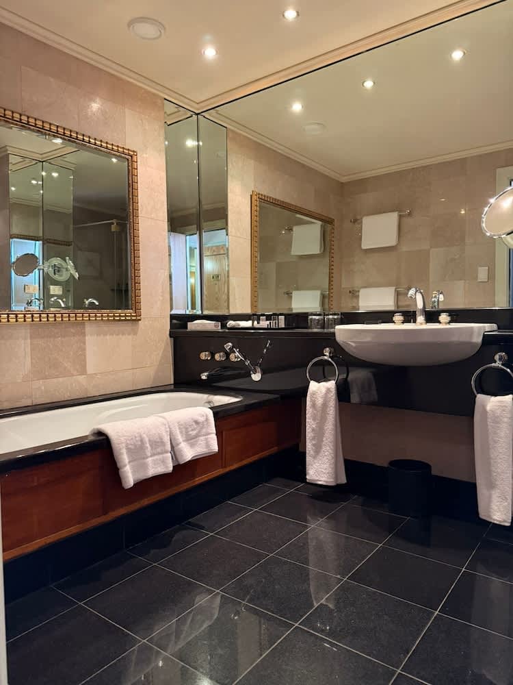 Royal Majestic Hotel 1