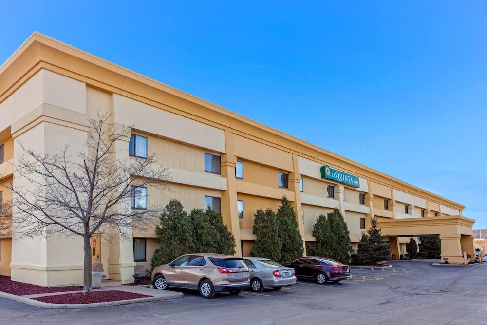 La Quinta Inn by Wyndham Milwaukee Airport / Oak Creek 1