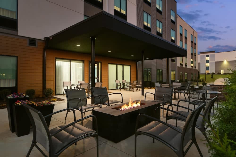 Hyatt Studios Huntsville 1