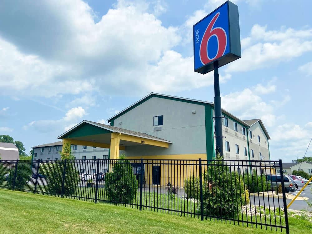 Motel 6 Lancaster, PA 1