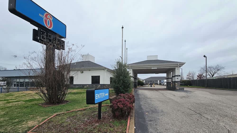 Motel 6 Memphis, TN - Graceland 1