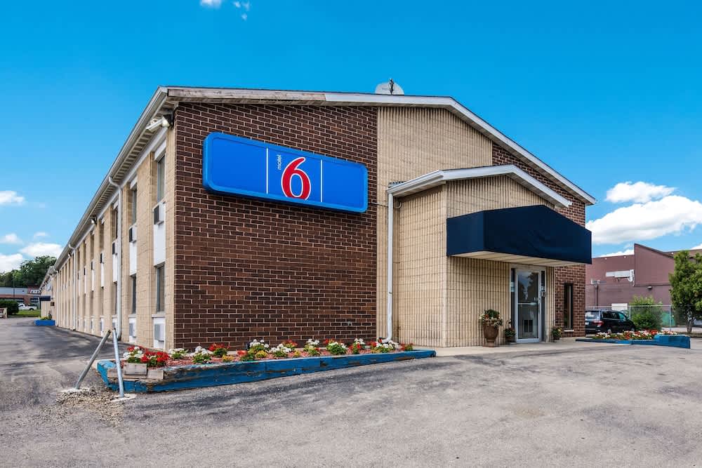 Motel 6-Madison, WI - East 1