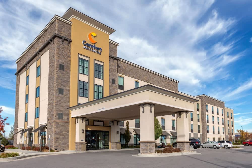 Comfort Inn & Suites Salt Lake City Airport 1