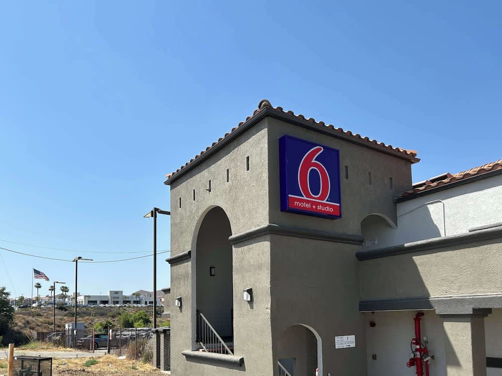 Motel 6 Lake Elsinore, CA 1