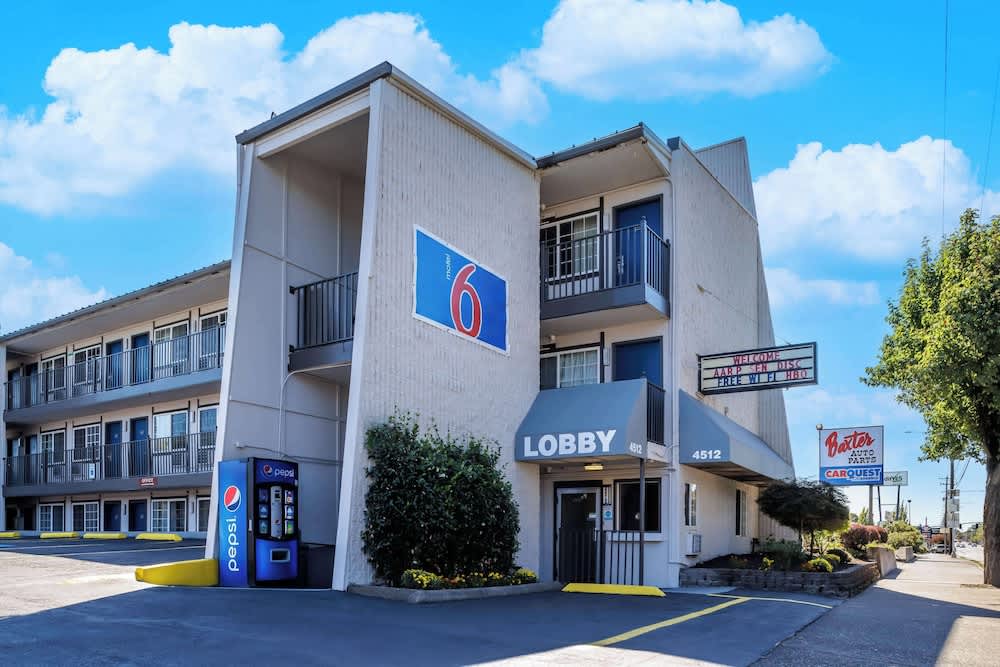 Motel 6 Portland, OR - Southeast 1
