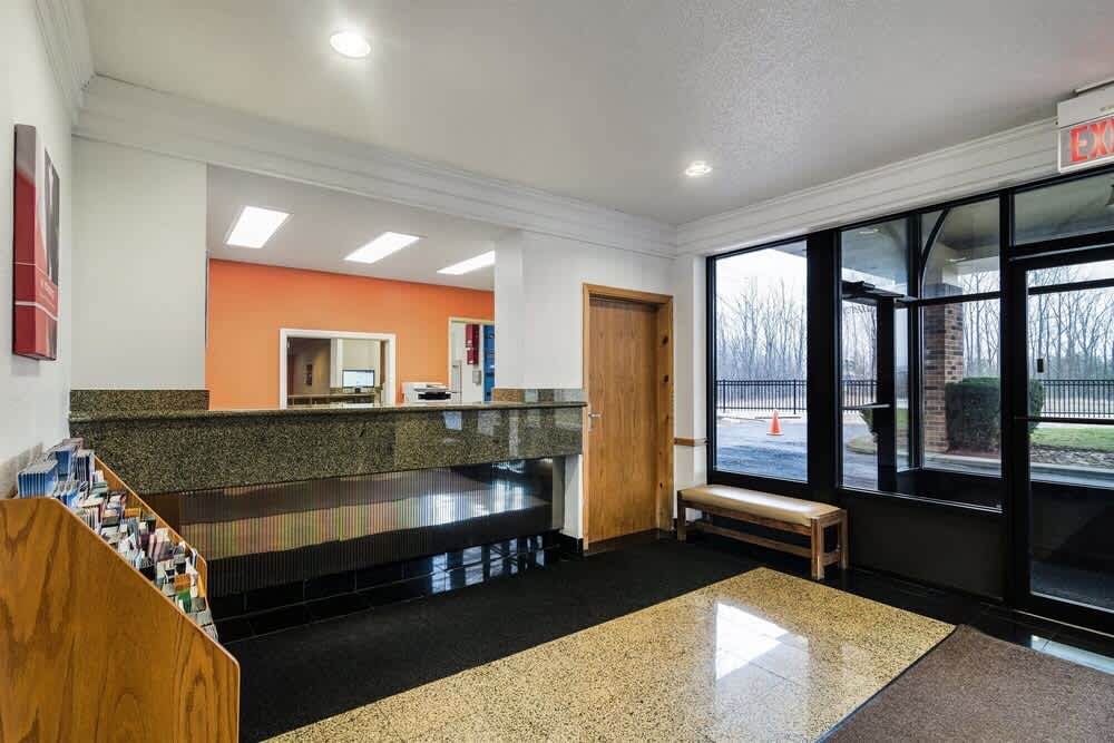 Motel 6 Libertyville, IL 1