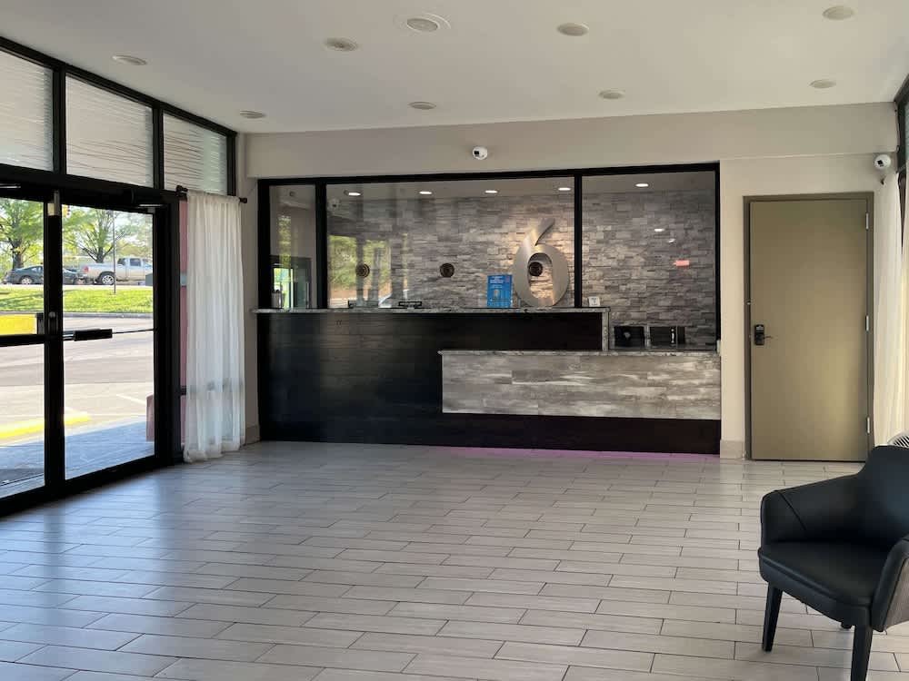Motel 6 Raleigh, NC – Downtown South 2