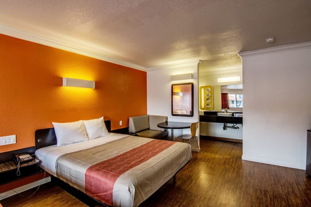 Motel 6 Manteca CA 2