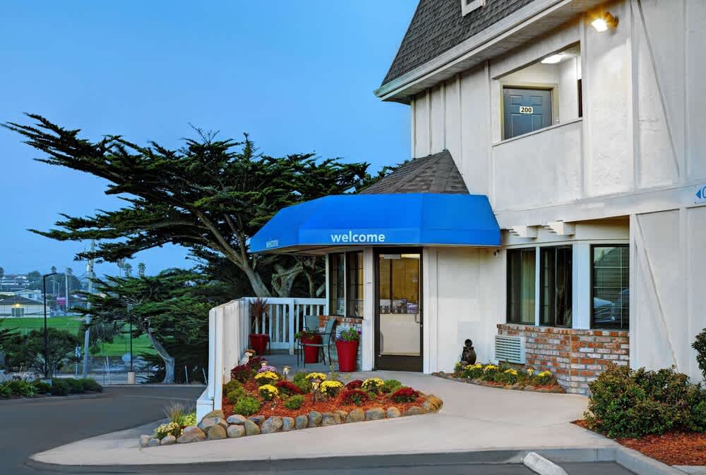 Motel 6-Marina, CA - Monterey 1