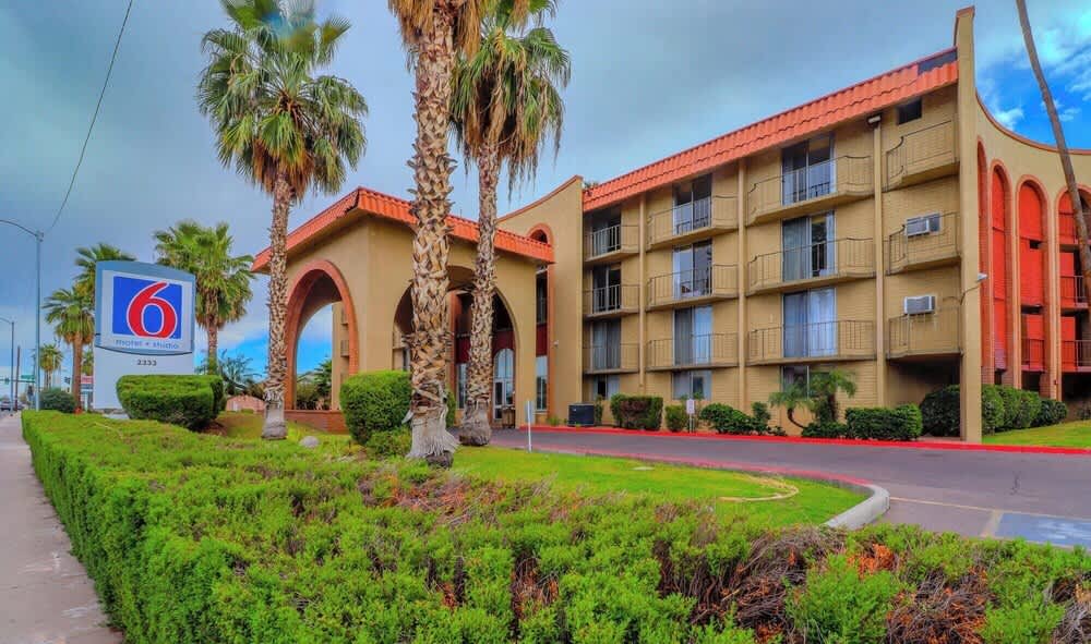 Studio 6 Phoenix, AZ – Sky Harbor 1