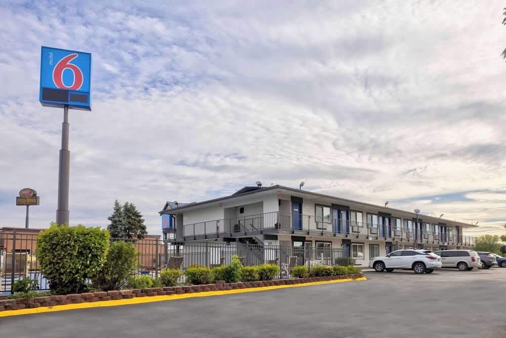 Motel 6-Oshkosh, WI 1