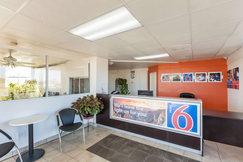 Motel 6 Fort Worth, Tx - Stockyards 2