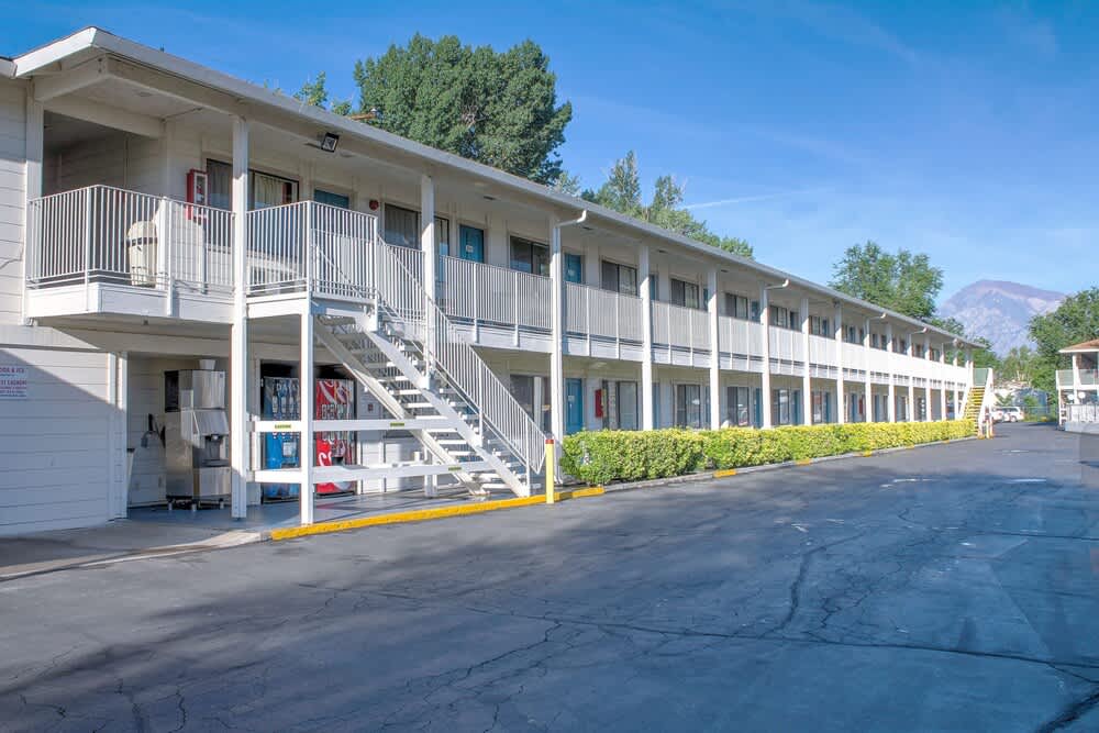Motel 6-Bishop, CA 1