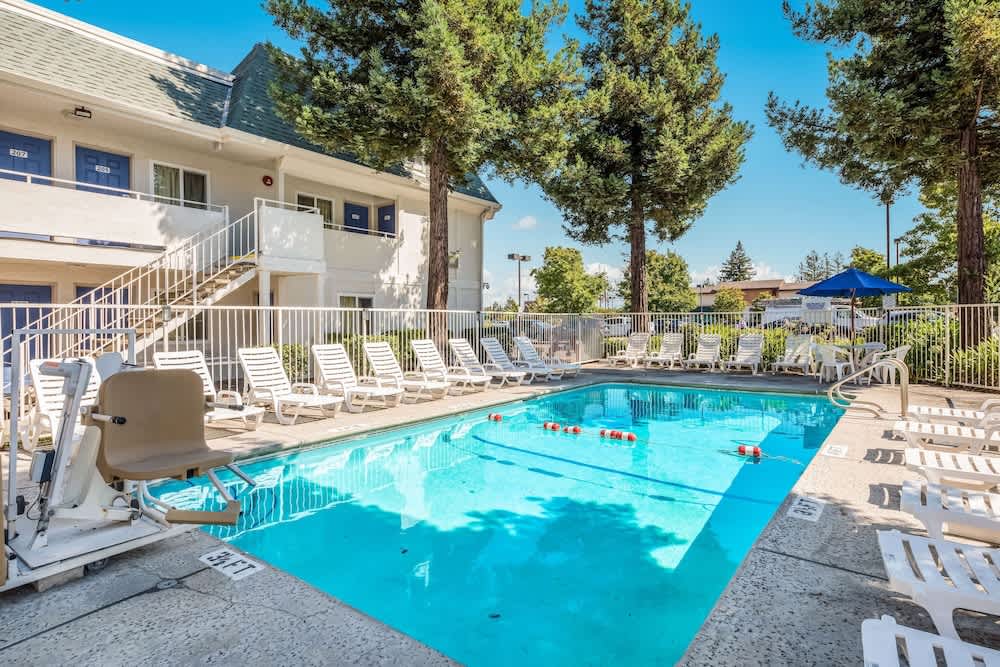 Motel 6-Rohnert Park, CA 1