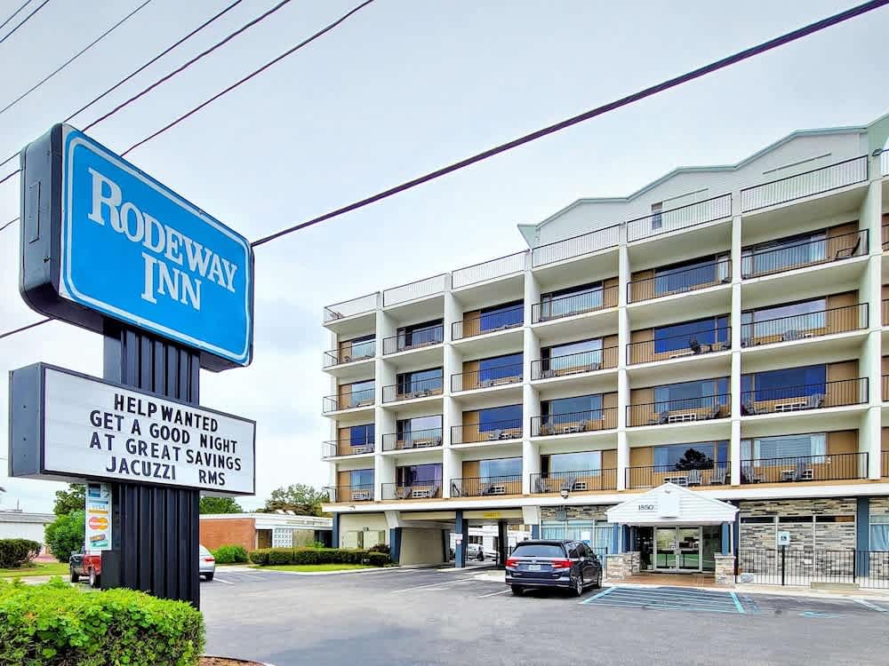 Motel 6 Norfolk, VA – East Little Creek 1